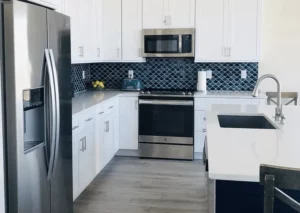 Kitchen backsplash | LeClaire Flooring