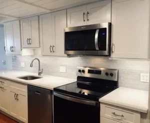 Kitchen backsplash | LeClaire Flooring